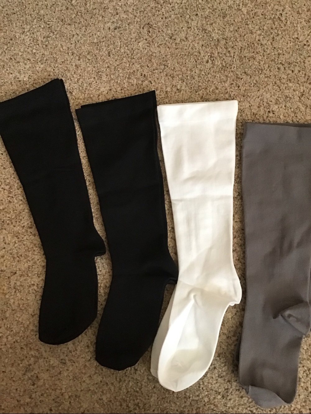 Compression knee socks-4 pair